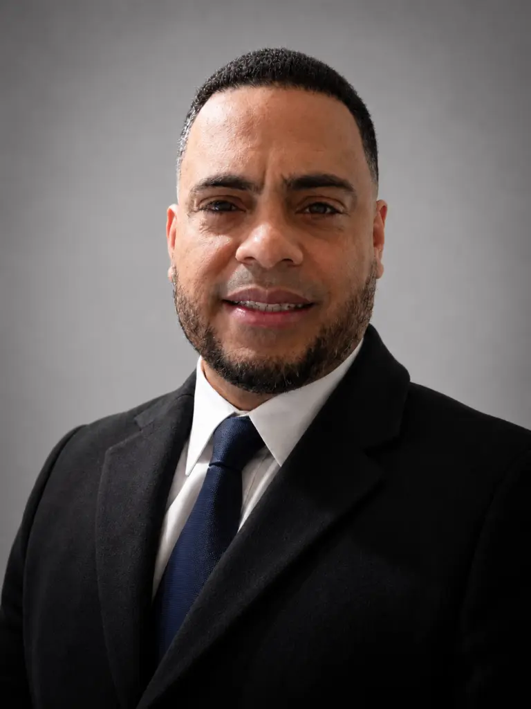 Felix Baez 768x1024
