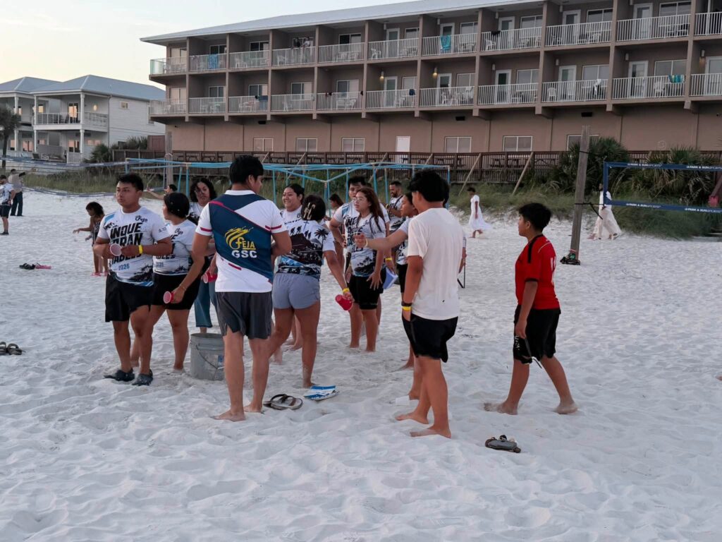 Jóvenes de la FEJA viven un retiro inquebrantable frente al mar feja inquebrantables 012