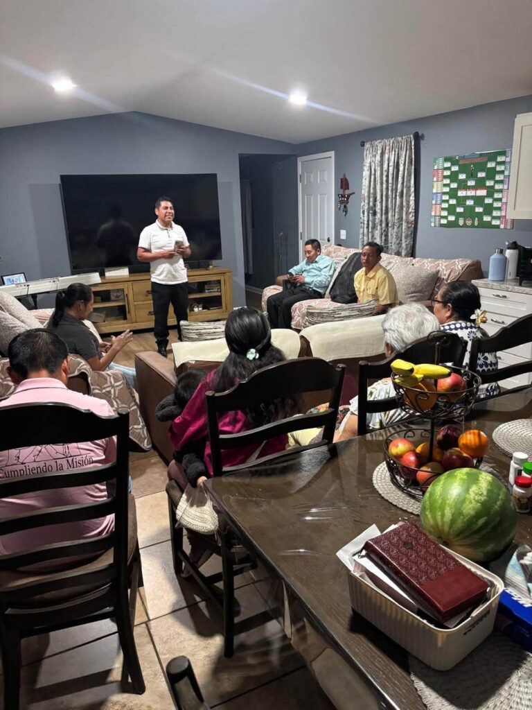 Llevando la iglesia a los hogares: tres campañas de grupos pequeños en Pinson, Trussville y Roebuck campaña de barrio trusville 06