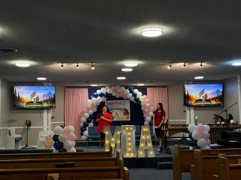 High Five con Dios: niños conectados con el Cielo en Laurel Bethel laurel bethel min infantil 010