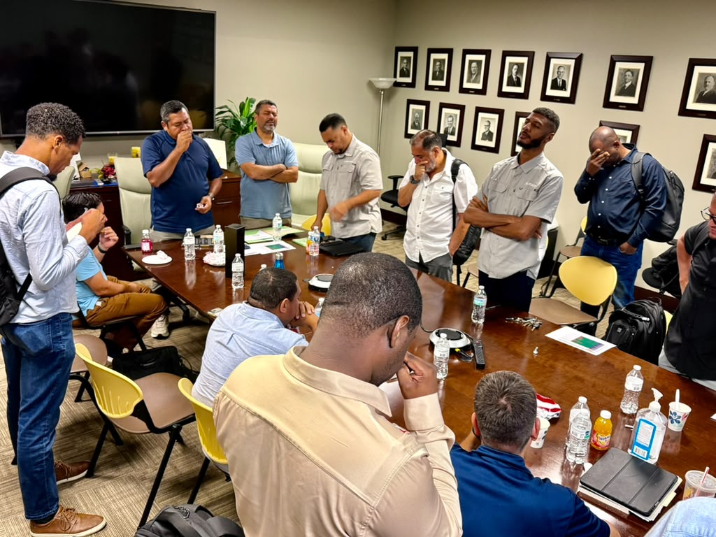 reunion pastoral sept 26 018